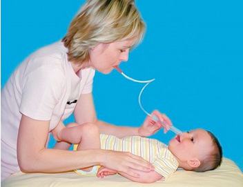 Как удалить слизь из носа младенца