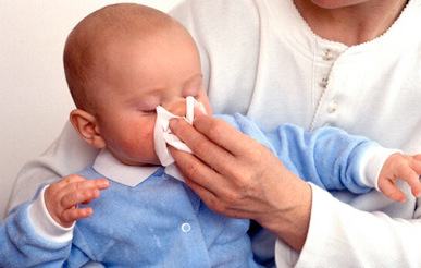 Инфекционный насморк у ребенка до года
